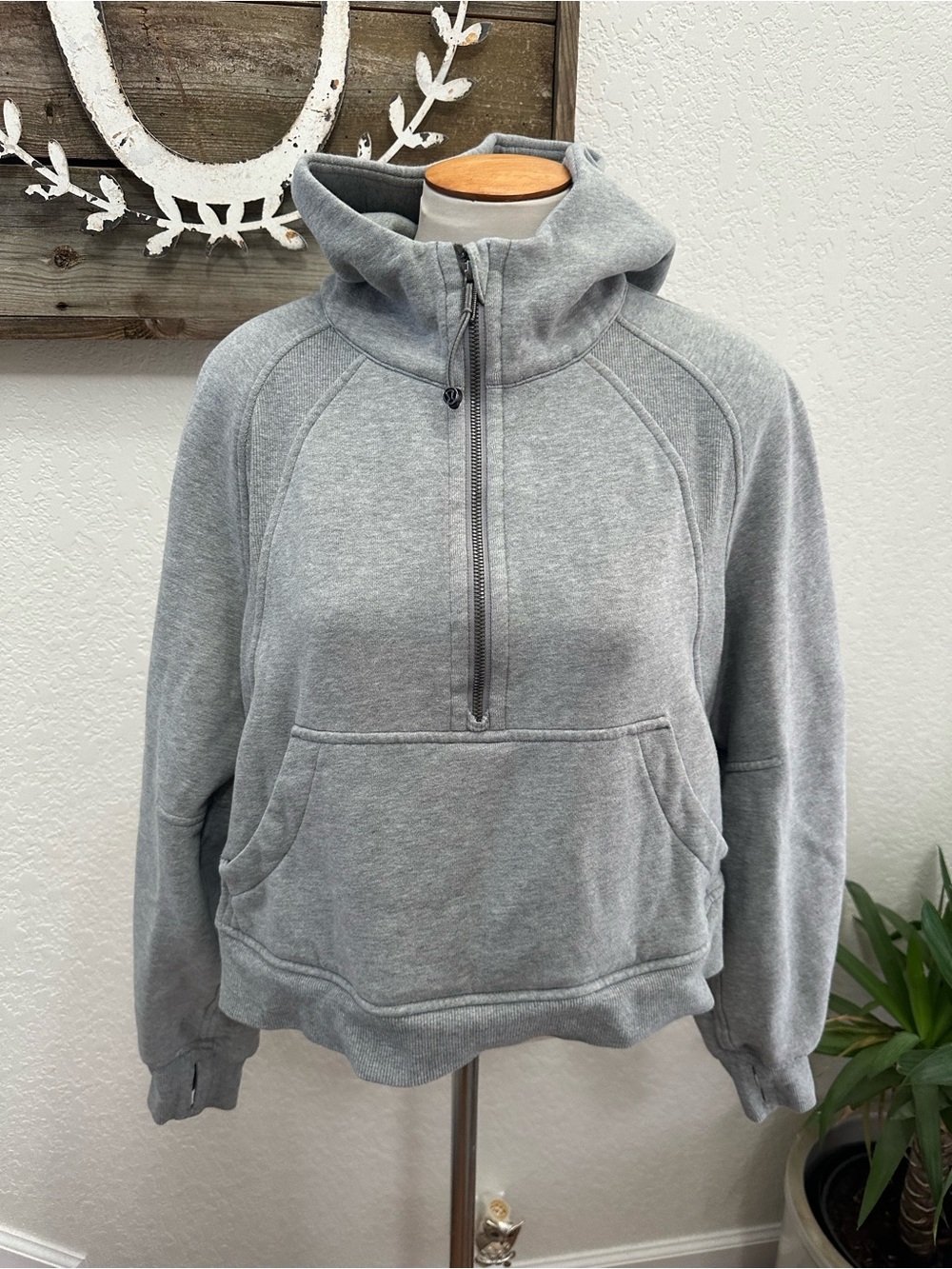 Lululemon Scuba Cropped Women's Gray Half-Zip Hooded Pullover Sweatshirt M/L